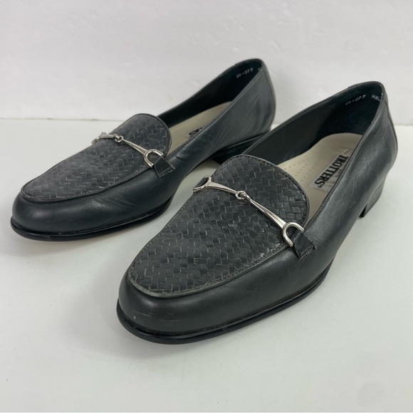 Trotters Vintage Haley Grey Herringbone Woven Leather Horse Bit Classic Loafer - Picture 3 of 15